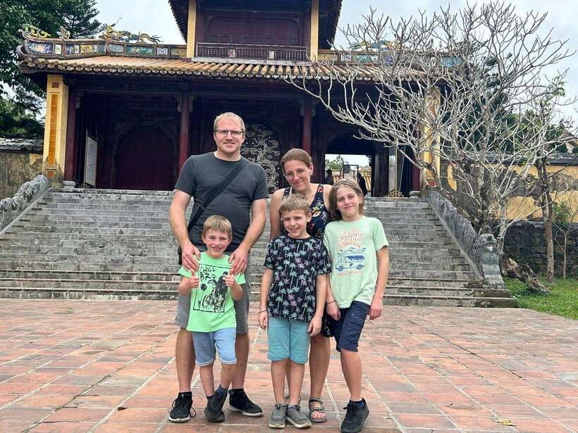 Hue: Royal Tombs & Pagoda Private Tour By Dragon Boat & Car - Should you book this tour?