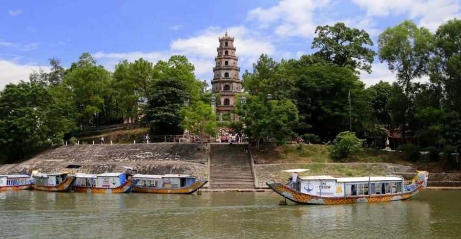 Hue : Royal Tombs- Thien Mu Pagoda- Dragon Boat Private Tour - Minh Mang Tomb on Cam Khe Mountain: UNESCO beauty you can actually walk through