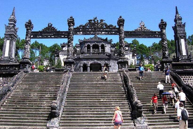 Hue Royal Tombs Tour: Visit Best Pagodas & Mausoleums - Thien Mu Pagoda: Hue’s famous Buddhist landmark with a legend origin