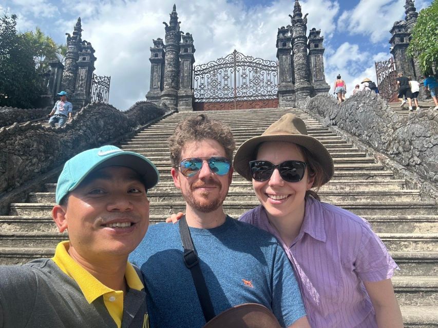 Hue Sightseeings Royal Tombs , Citadel with Private Driver - Food reality check: what to do when lunch is the only gap