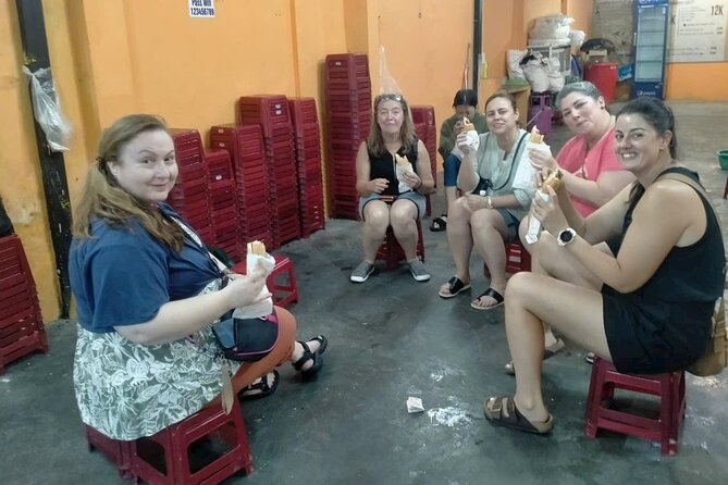 Hue Street Food On Foot (Daily Tour – Group Tour | 12 pax max) - Hue Street Food On Foot: Why the 5:30pm timing works