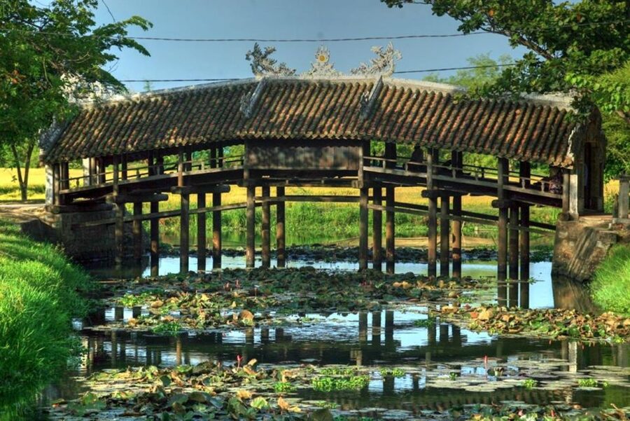 Hue to Hoi An by bus: Hai Van Pass, Lang Co, Marble mountain - Why this Hue-to-Hoi An ride feels smarter than a plain bus