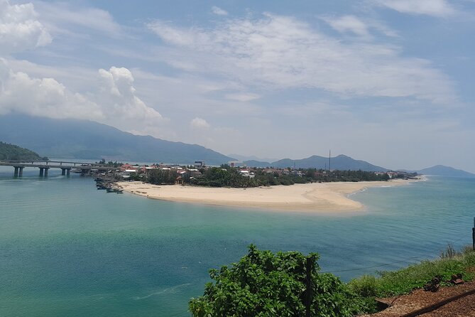 Hue to Hoi An by Private Car via Sightseeing Stops - Stop 1: Lap An Lagoon and Oyster-Farm Coffee Views