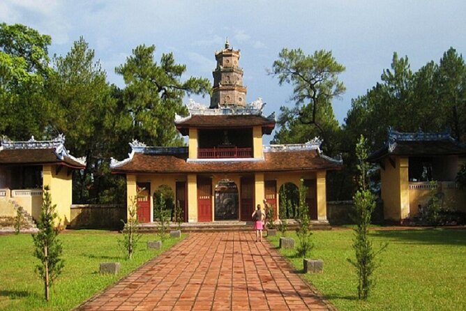 Hue Tombs Tour by Bike & Dragon Boat Cruise on Perfume River - Minh Mang Tomb: planning vs building, 1841 to 1843