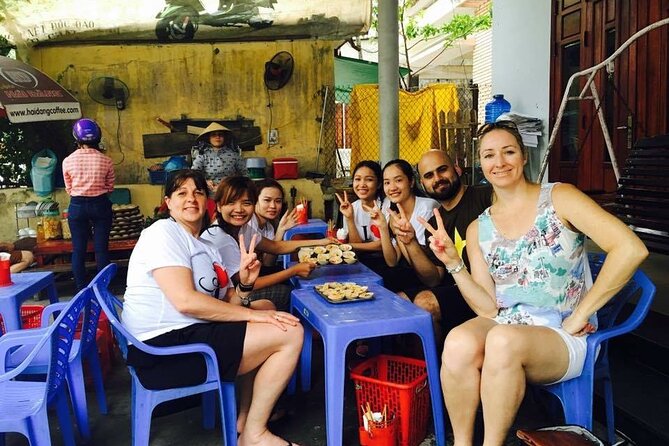 Hue Vegetarian Food Tour By Scooter - Stop 4: Bo De Vegetarian Restaurant for Salad and Fresh Spring Rolls