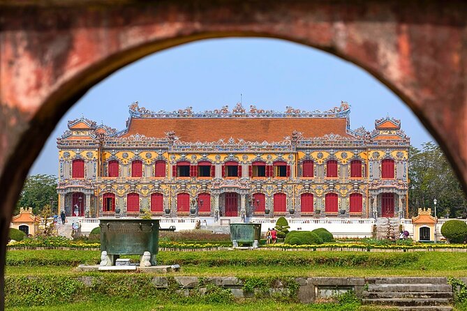 Hue Walking Tour: Explore The Imperial City & Tour Guide - Starting at Cua Ngan: Nine Holy Cannons and the Ticket Moment