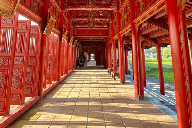 Hue Walking Tour: Explore The Imperial City & Tour Guide - Hien Lam Pavilion and the Mieu Temple: Memorials and Meaning in the Corners