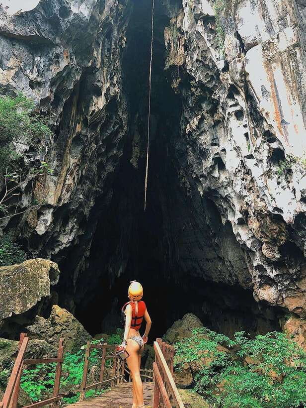 Phong Nha/Dong Hoi: DMZ Tour - Vinh Moc & Khe Sanh Base - Lunch in Quang Tri: included, local, and not an afterthought