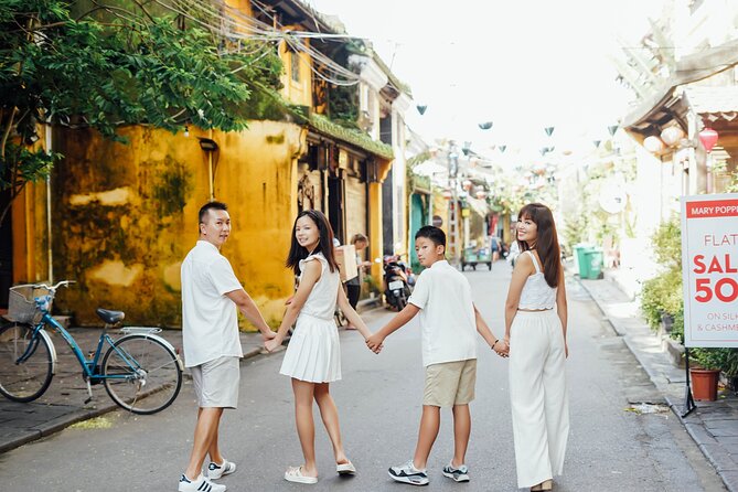 Photo tour with Hue photographer in Vietnam - How Tam Structures a 1-Hour Photo Session