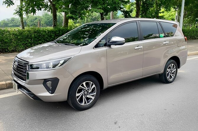 Private Car Between Hue/ Phu Bai Airport and Hoi An - Quick hits