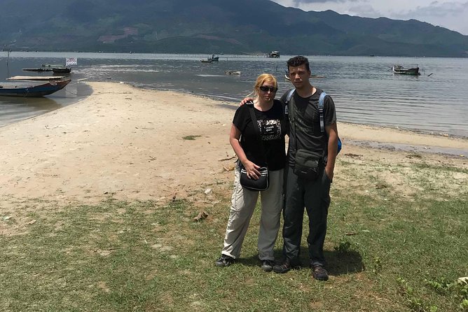Private Car from Hue To Hoi an with English Speaking Driver - Marble Mountains: temples, caves, tunnels, and smart time use