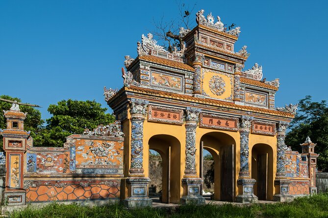 Private Walking Tour of Hue Imperial City - Duyet Thi Duong Theatre (Hue Royal Theatre): the oldest surviving style