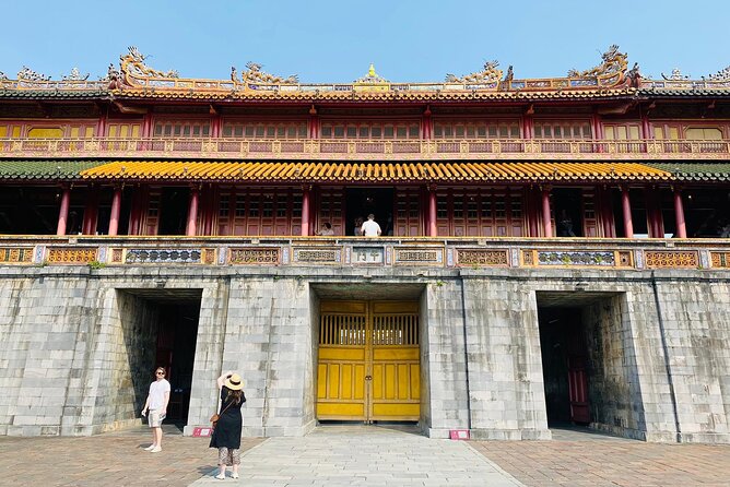 Private Walking Tour of Hue Imperial City - Nine Holy Cannons: a quick start with big symbolism