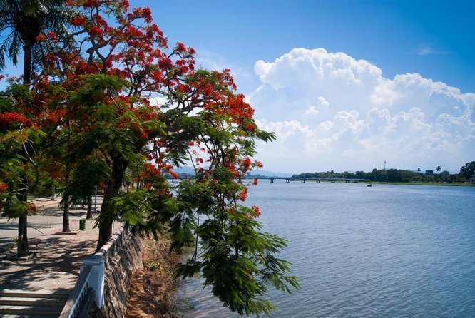 Sunset on Perfume River and Ancient Hue City Tour by Bike - Pedaling Through Hue’s Imperial City to Bao Vinh Village