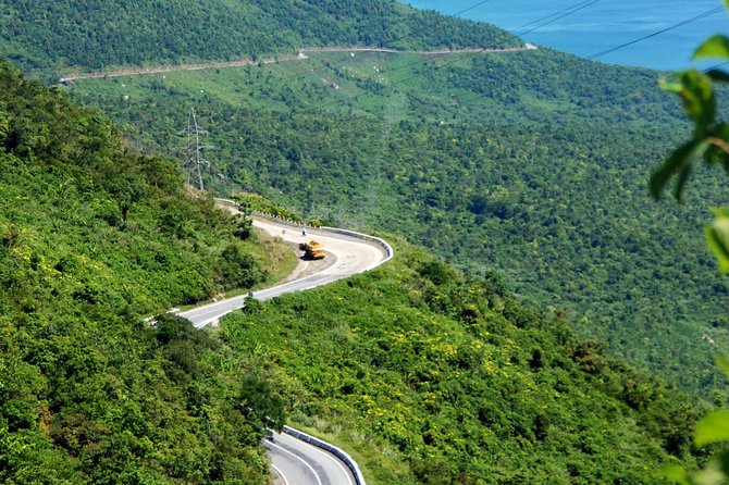 Top Gear Hai Van Pass Hue to Hoi An or Da Nang - What the guide experience feels like (and why it matters)