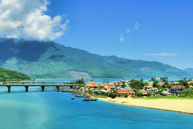 Transfer from Hue to Hoi An by Motorbike - 8am pickup and how the schedule stays workable